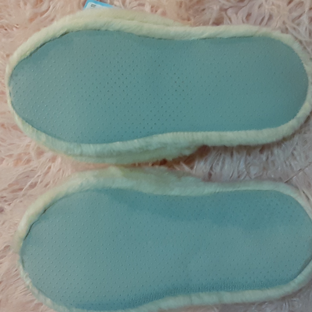 Boo Slippers - Picture 4 of 5